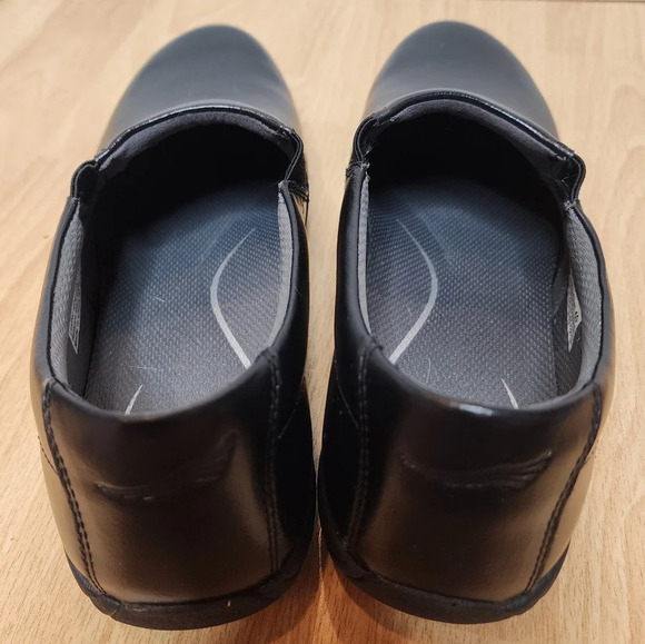 Dansko Black Leather Nora Slip On Clogs nursing shoes wome size EU 40. - Picture 8 of 12